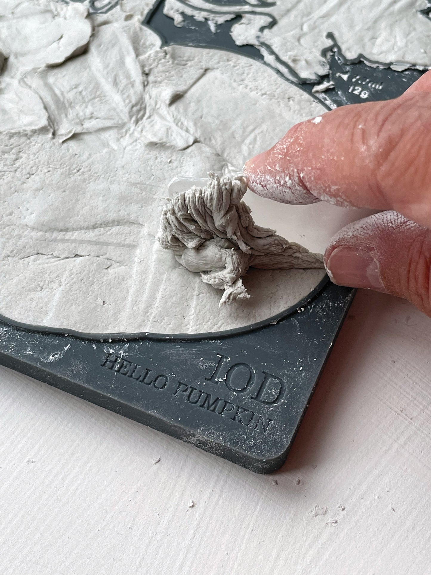 Hello Pumpkin 6"x10" Decor Moulds™
