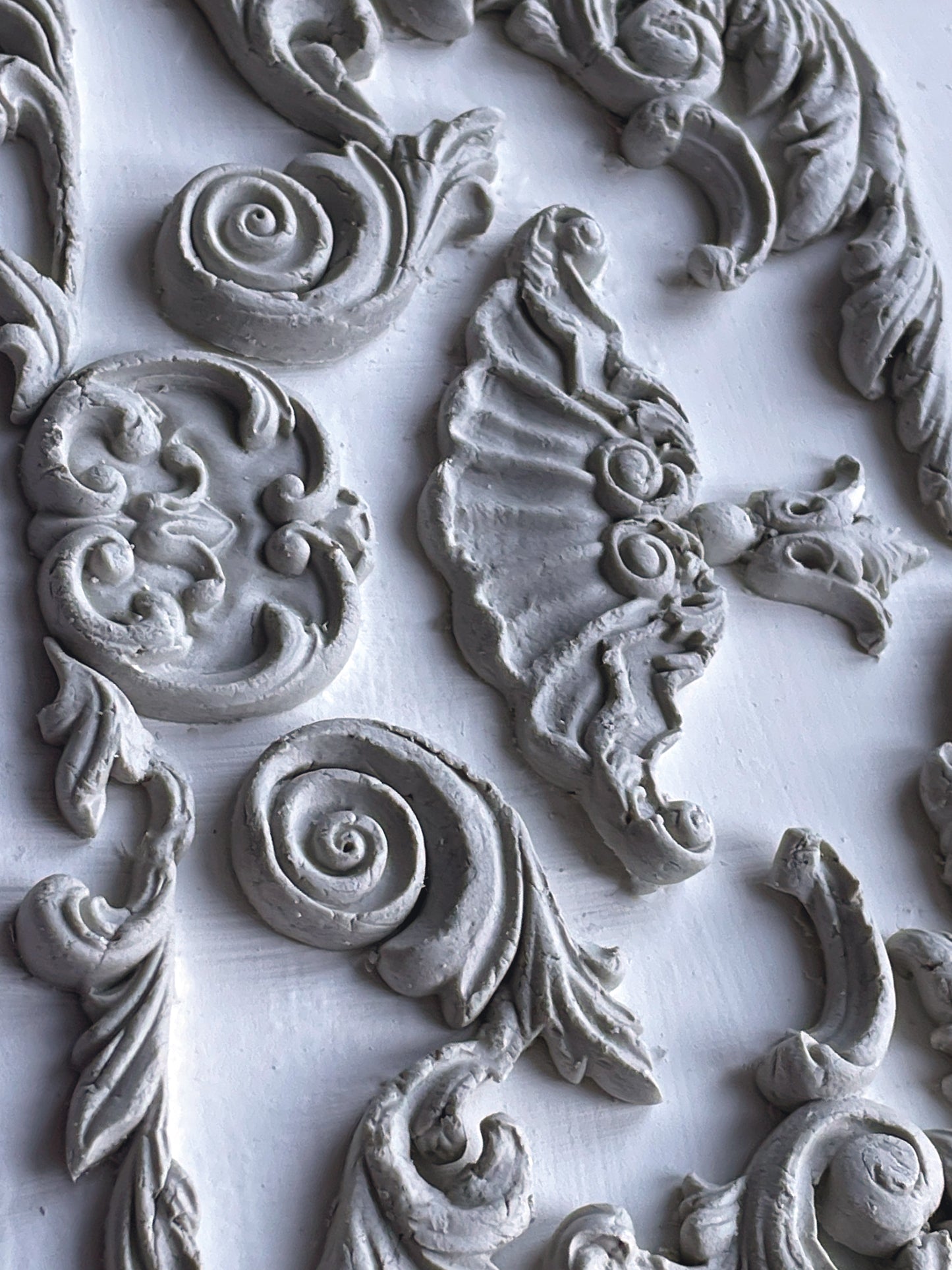 Dainty Flourishes 6"x10" Decor Moulds™