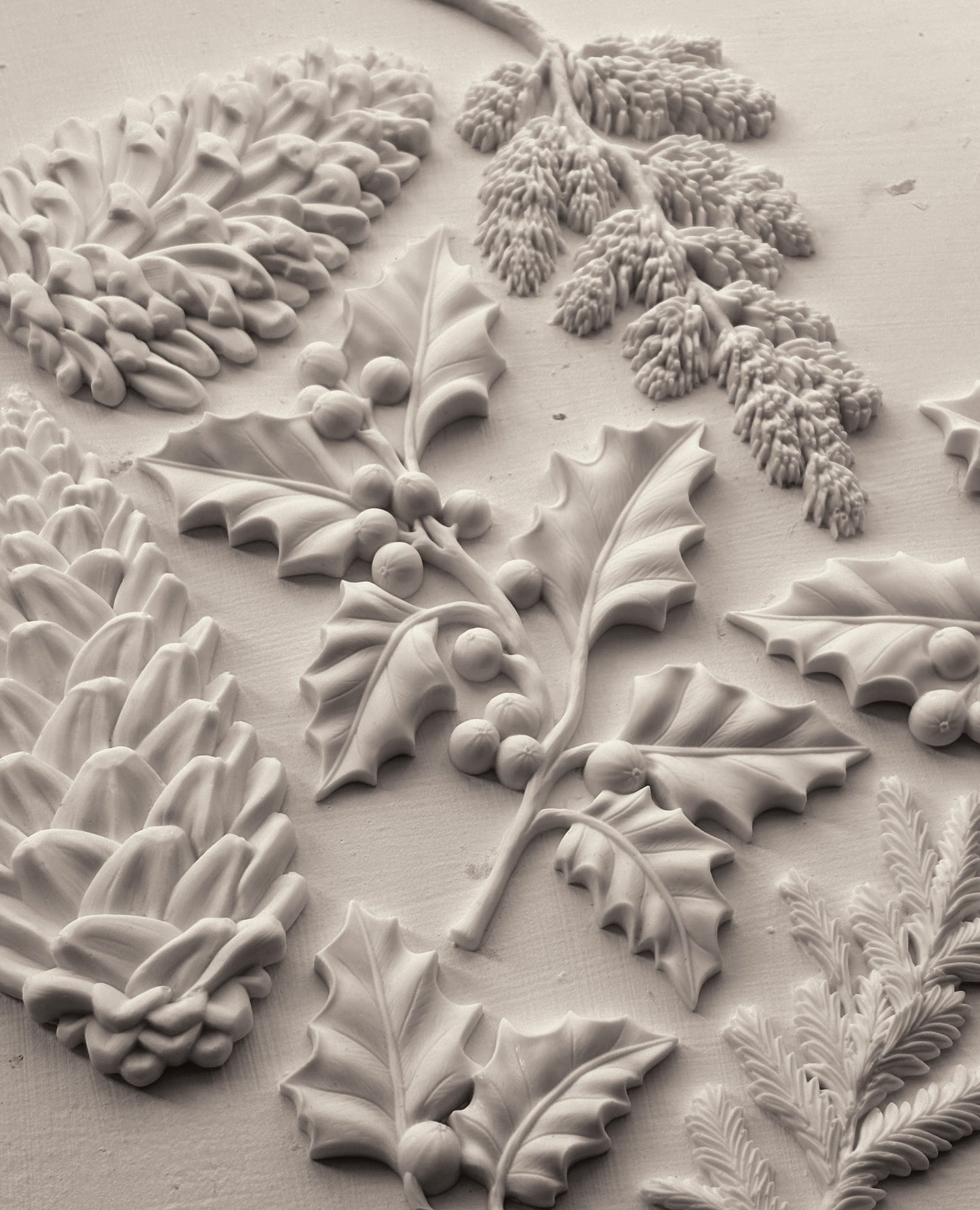 Winter Forage 6"x10" Decor Moulds™