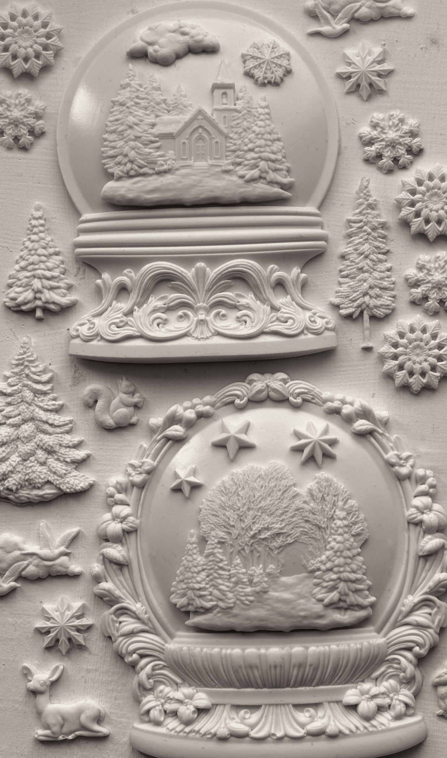 Snow Globes 5"x7" Decor Moulds™