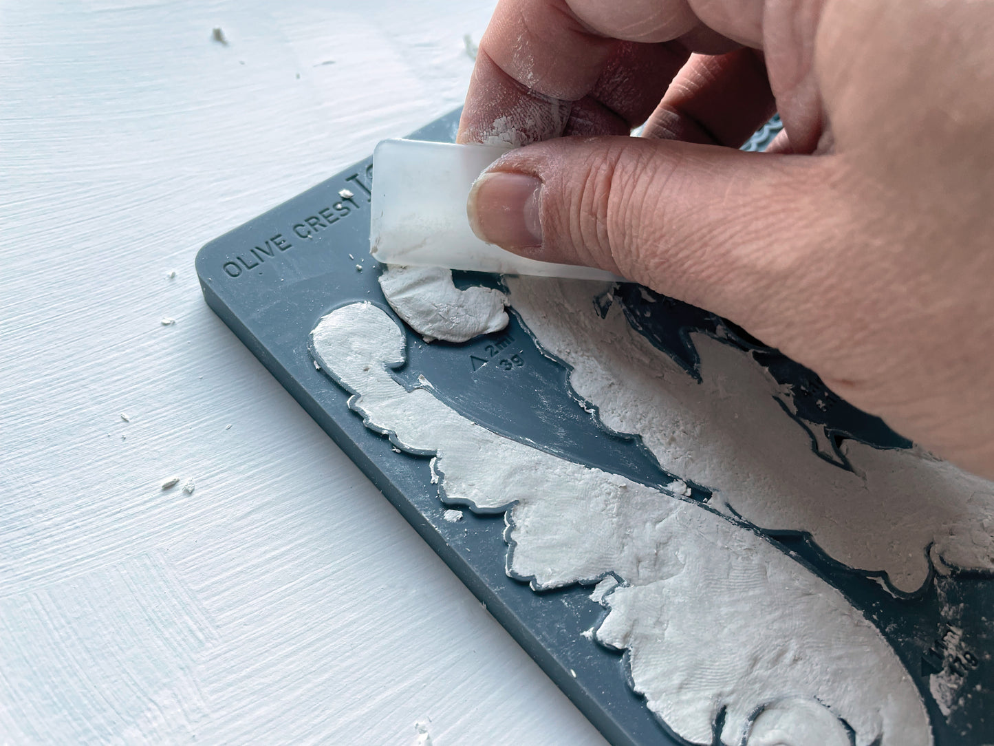 Olive Crest 6"x10" Decor Moulds™