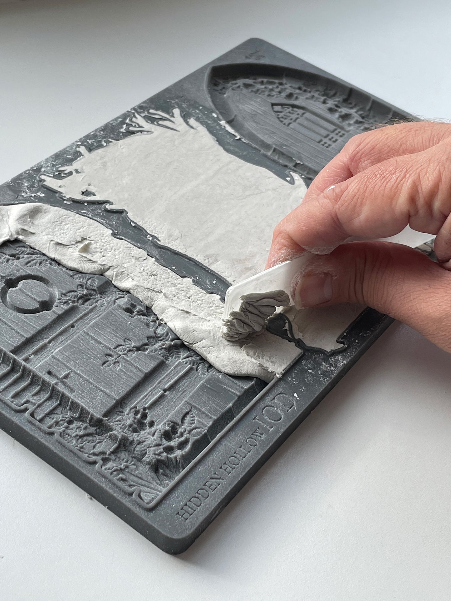 Hidden Hollow  6"x10" Decor Moulds™