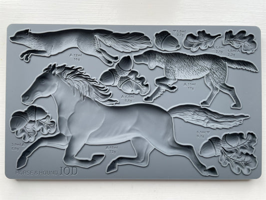 Horse and Hound  6"x10" Decor Moulds™