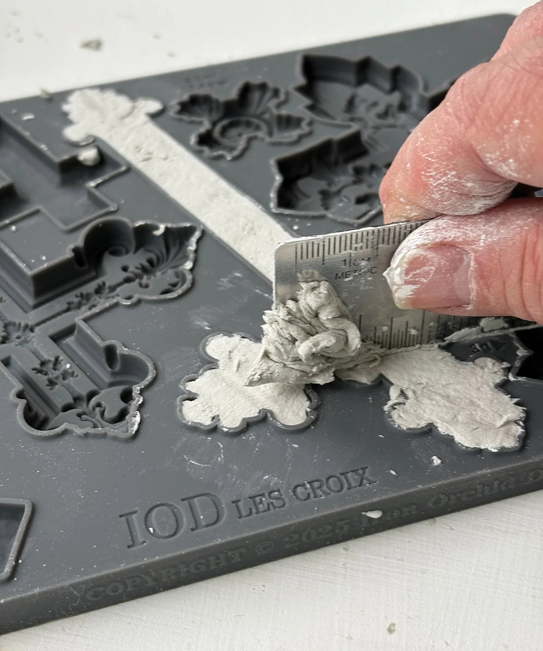 Les Croix 6x10" Decor Moulds™