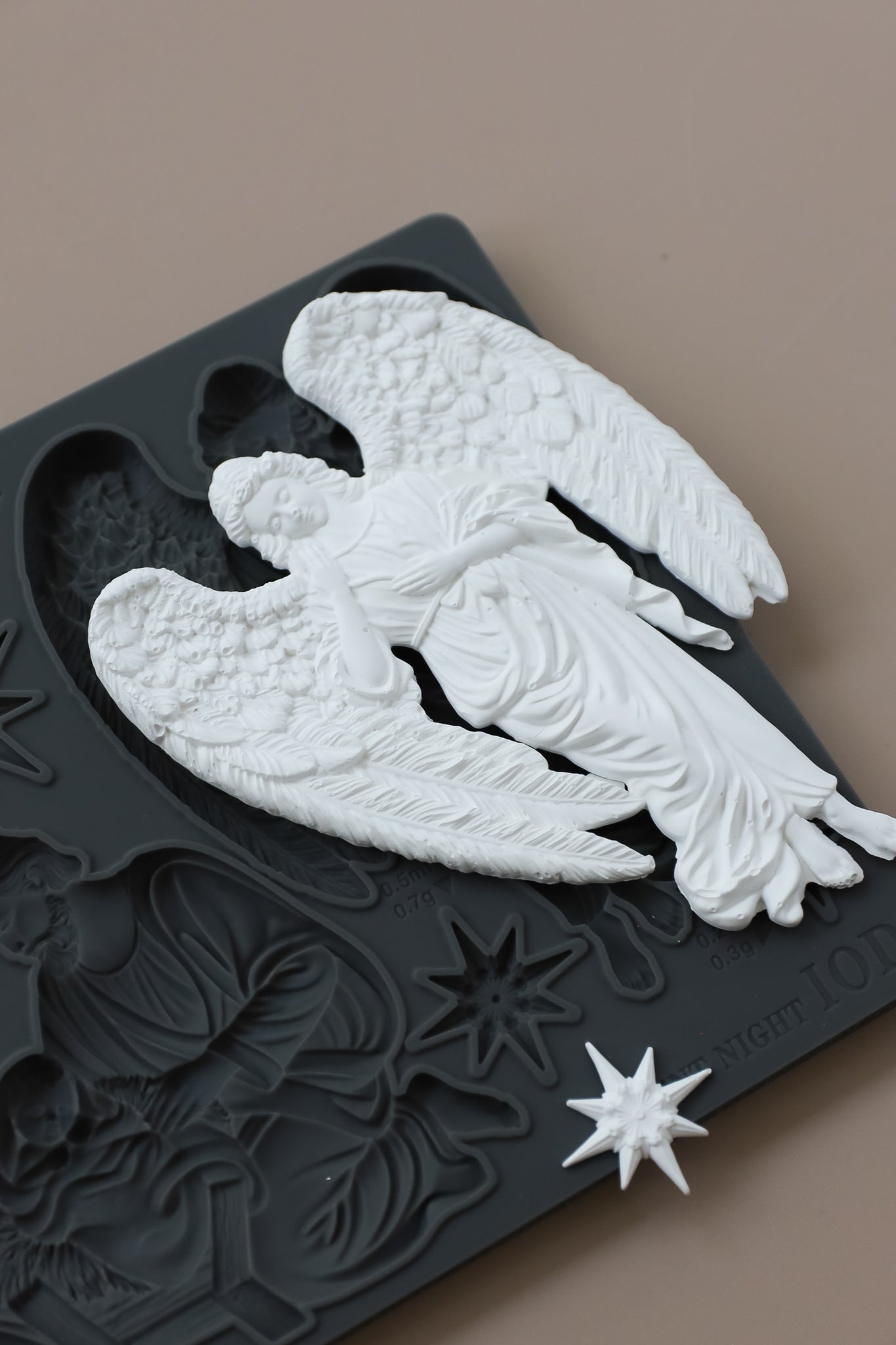 Silent Night 6"x10" IOD Moulds™